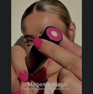 ⭐🧚‍♀️MAGENTA MAGIC Nudestix Nudies Matte & Glow Core NWT